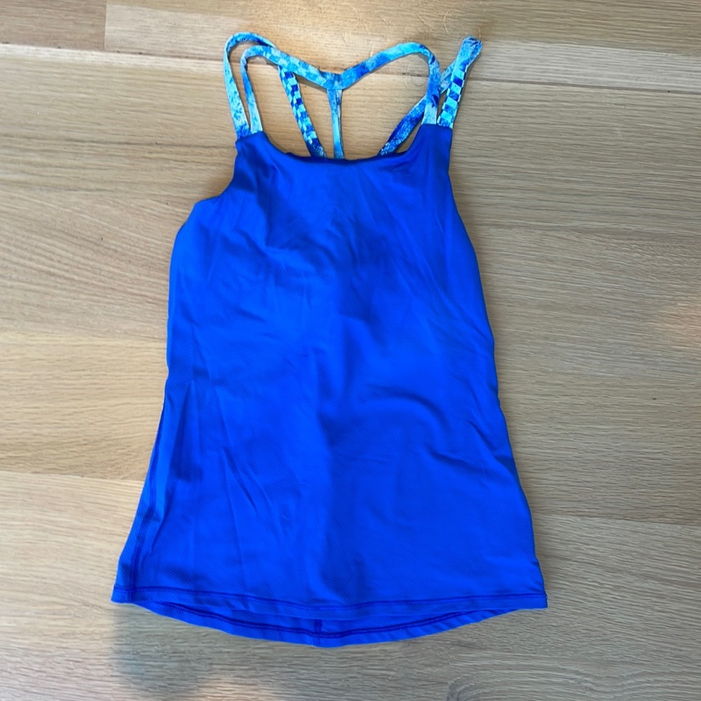 IVIVVA TANK WITH BUILT IN BRA